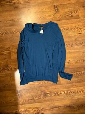 Kenneth Cole Blue V-Neck Men's Sweater